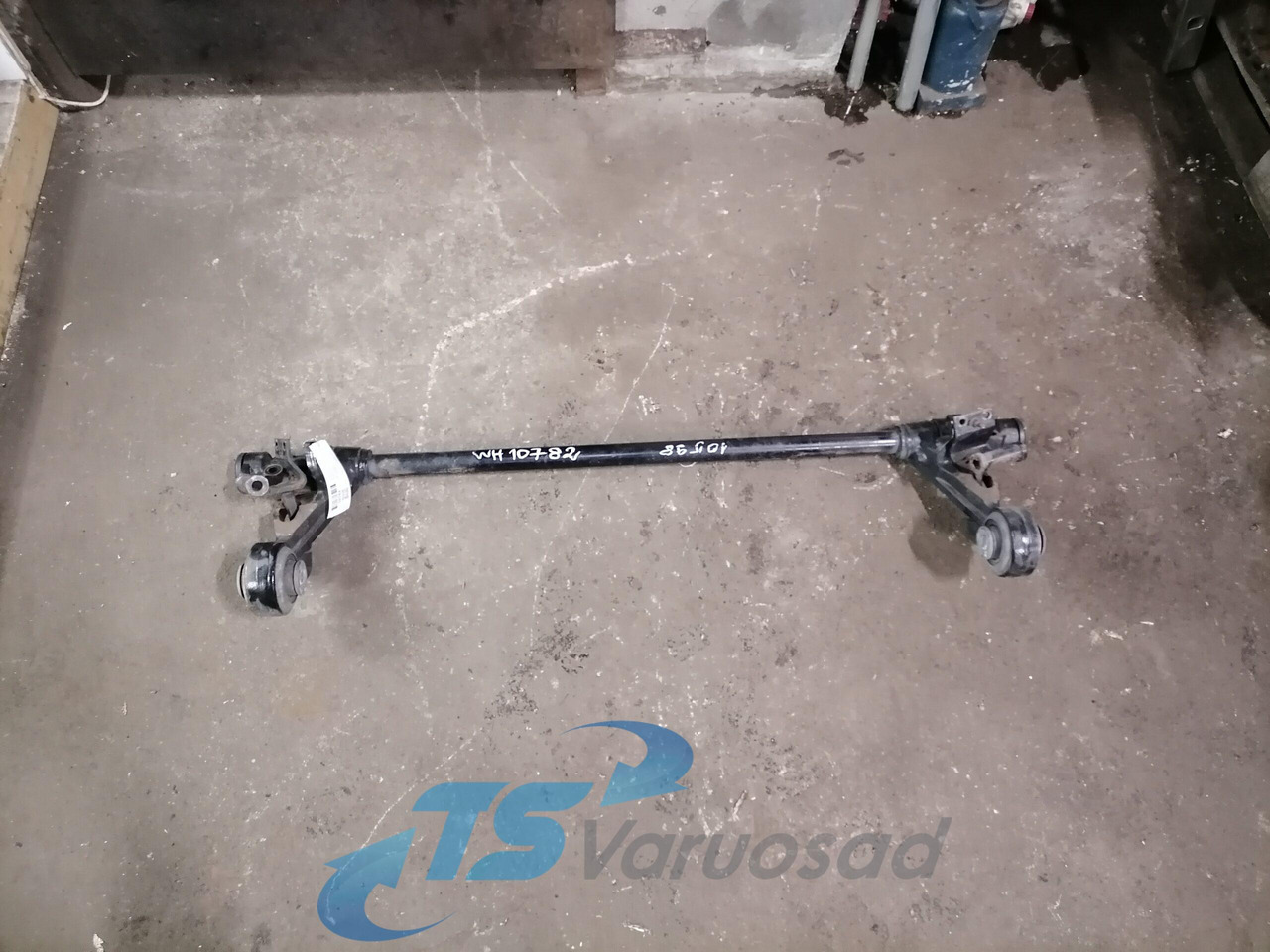 Volvo Volvo FH kabiini torsioonvarras 21750162 - Подвеска кабины для Грузовиков: фото 1 Volvo Volvo FH kabiini torsioonvarras 21750162 - Подвеска кабины для Грузовиков: фото 1