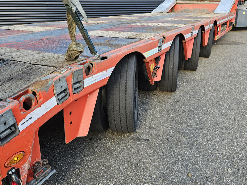 Faymonville F-S44-/ 4 x STEERING / HYDRAULIC RAMPS / EXTENDABLE - Низкорамный полуприцеп: фото 4 Faymonville F-S44-/ 4 x STEERING / HYDRAULIC RAMPS / EXTENDABLE - Низкорамный полуприцеп: фото 4