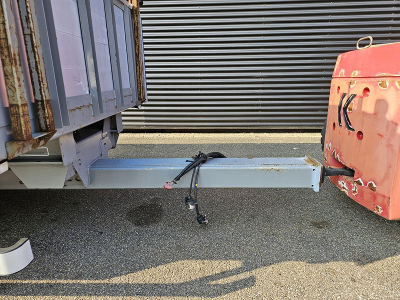 Прицеп бортовой/ Платформа Fynkar K324T / 3 AXLE / TWIST-LOCKS / 2 X LIFT AXLE: фото 17