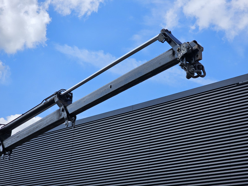 MAN TGX 35.480 8x4-4 / HMF 85 t/m + JIB / WINCH - Грузовик бортовой/ Платформа, Автоманипулятор: фото 4 MAN TGX 35.480 8x4-4 / HMF 85 t/m + JIB / WINCH - Грузовик бортовой/ Платформа, Автоманипулятор: фото 4