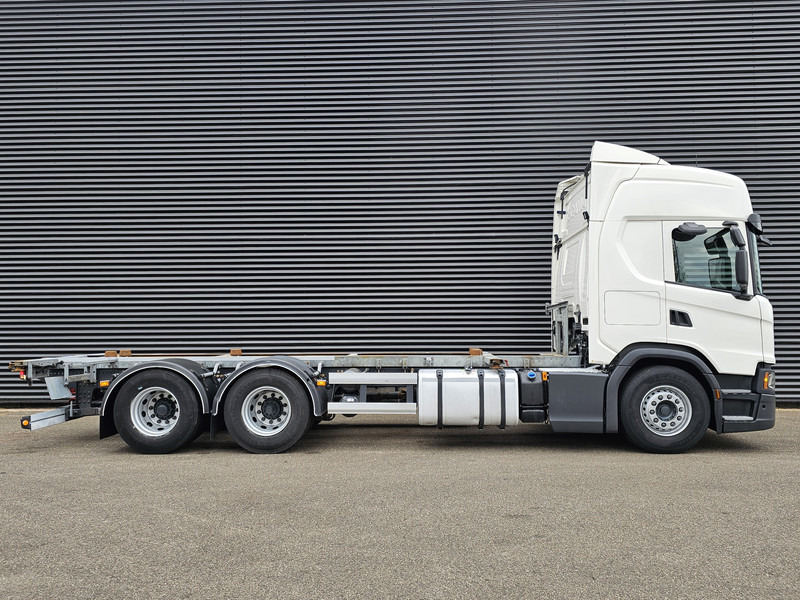 Scania G500 6X2 / FULL AIR / RETARDER / BDF / CHASSIS - Грузовик-контейнеровоз/ Сменный кузов: фото 5 Scania G500 6X2 / FULL AIR / RETARDER / BDF / CHASSIS - Грузовик-контейнеровоз/ Сменный кузов: фото 5