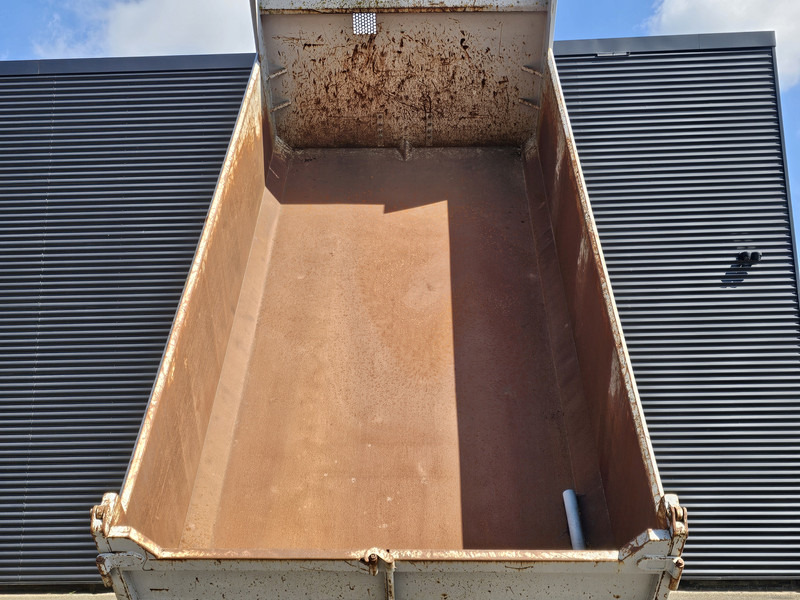 MAN TGA 26.440 / TIPPER - TRACTOR COMBI /6x4 / SPRING / BIG AXLE - Тягач: фото 3 MAN TGA 26.440 / TIPPER - TRACTOR COMBI /6x4 / SPRING / BIG AXLE - Тягач: фото 3