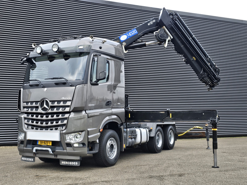 Mercedes-Benz Arocs 2658 6x4 / HMF 40 t/m - 21.3 mtr / WINCH - Тягач: фото 4 Mercedes-Benz Arocs 2658 6x4 / HMF 40 t/m - 21.3 mtr / WINCH - Тягач: фото 4