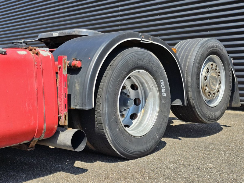 Scania R144.460 V8 6x2*4 / RETARDER / FULL AIR - Тягач: фото 4 Scania R144.460 V8 6x2*4 / RETARDER / FULL AIR - Тягач: фото 4