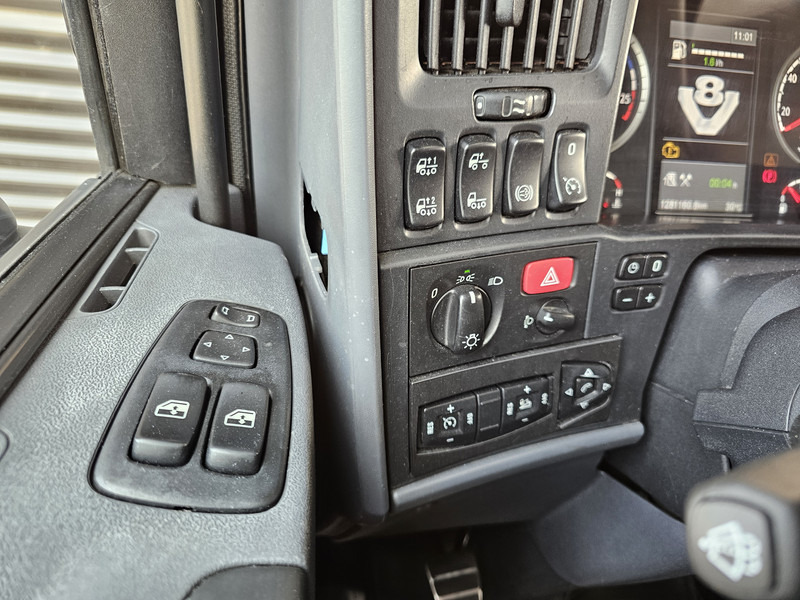 Тягач Scania R500 V8 / MANUAL / RETARDER: фото 15