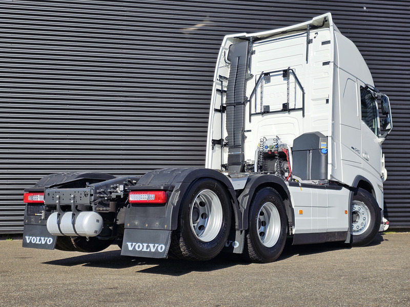 Volvo FH 540 / 6X4 / BOOGIE / RETARDER / FULL AIR / 312DKM - Тягач: фото 3 Volvo FH 540 / 6X4 / BOOGIE / RETARDER / FULL AIR / 312DKM - Тягач: фото 3