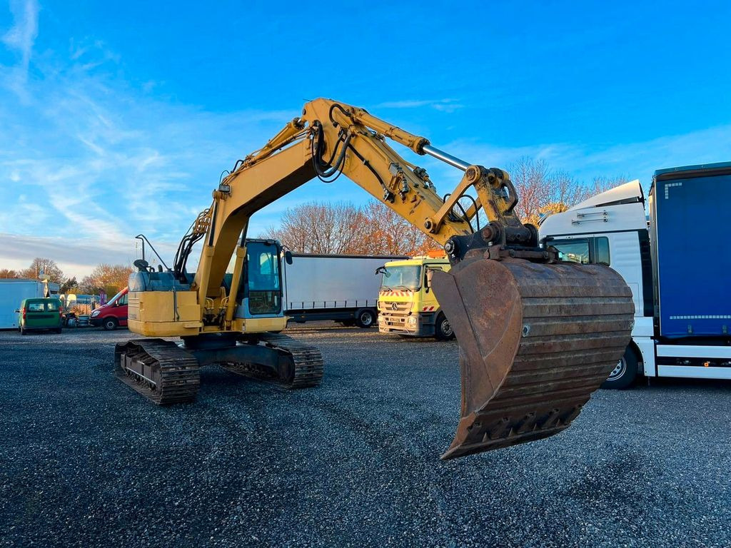 Komatsu PC228USLC 23200 Kg 107 Kw Komatsu PC228USLC 23200 Kg 107 Kw - Гусеничный экскаватор: фото 3 Komatsu PC228USLC 23200 Kg 107 Kw Komatsu PC228USLC 23200 Kg 107 Kw - Гусеничный экскаватор: фото 3