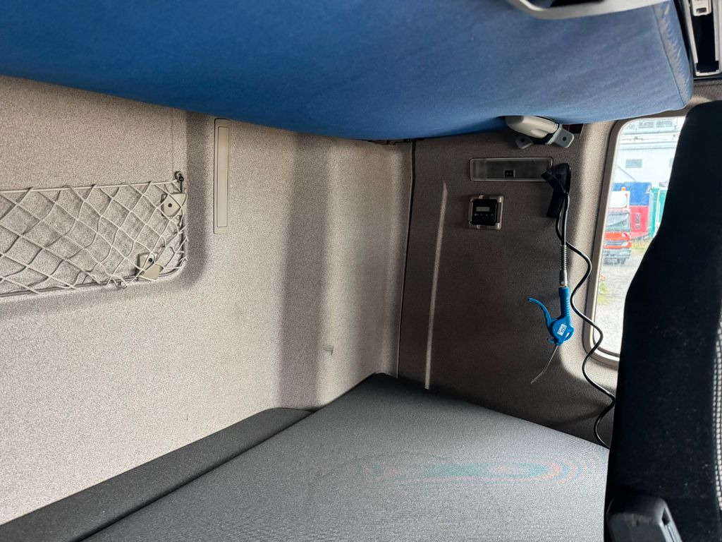 MAN 26.460 6X2 Retarder Klima Navigation guter Zust. MAN 26.460 6X2 Retarder Klima Navigation guter Zust. - Крюковой мультилифт: фото 5 MAN 26.460 6X2 Retarder Klima Navigation guter Zust. MAN 26.460 6X2 Retarder Klima Navigation guter Zust. - Крюковой мультилифт: фото 5