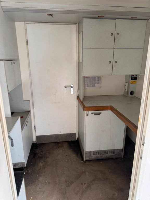 Эвакуатор Mercedes-Benz 1224 4X2 Werkstattwagen Strom Generator Kompress: фото 7