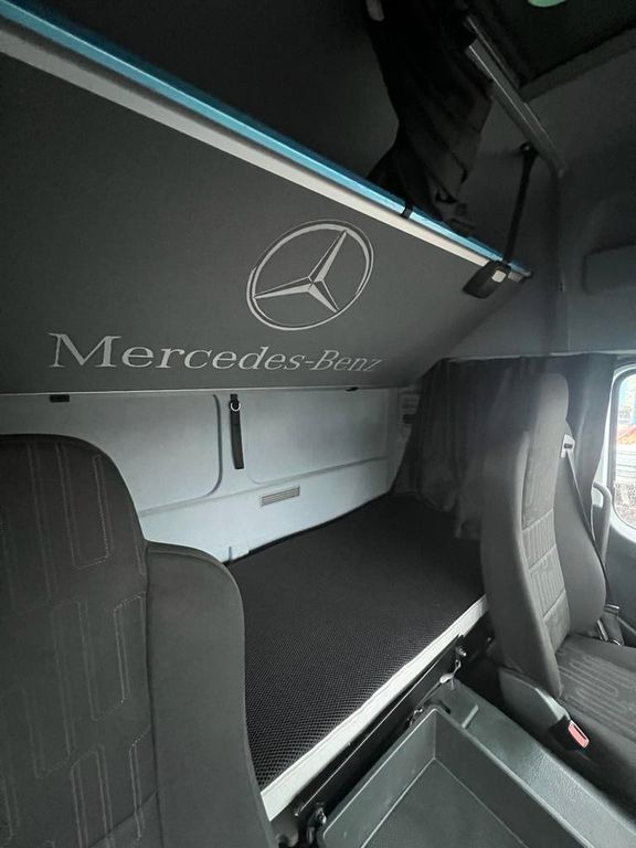 Mercedes-Benz 1324 4X2 Koffer Plane 6 to. Hebebühne Mercedes-Benz 1324 4X2 Koffer Plane 6 to. Hebebühne - Грузовик с закрытым кузовом: фото 3 Mercedes-Benz 1324 4X2 Koffer Plane 6 to. Hebebühne Mercedes-Benz 1324 4X2 Koffer Plane 6 to. Hebebühne - Грузовик с закрытым кузовом: фото 3