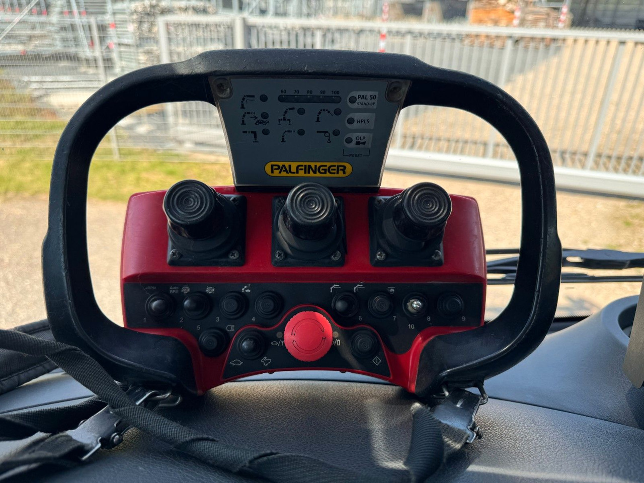 Mercedes-Benz 2540 6X2 Pritsche Palfinger PK 12002 mit Funk - Автоманипулятор: фото 4 Mercedes-Benz 2540 6X2 Pritsche Palfinger PK 12002 mit Funk - Автоманипулятор: фото 4