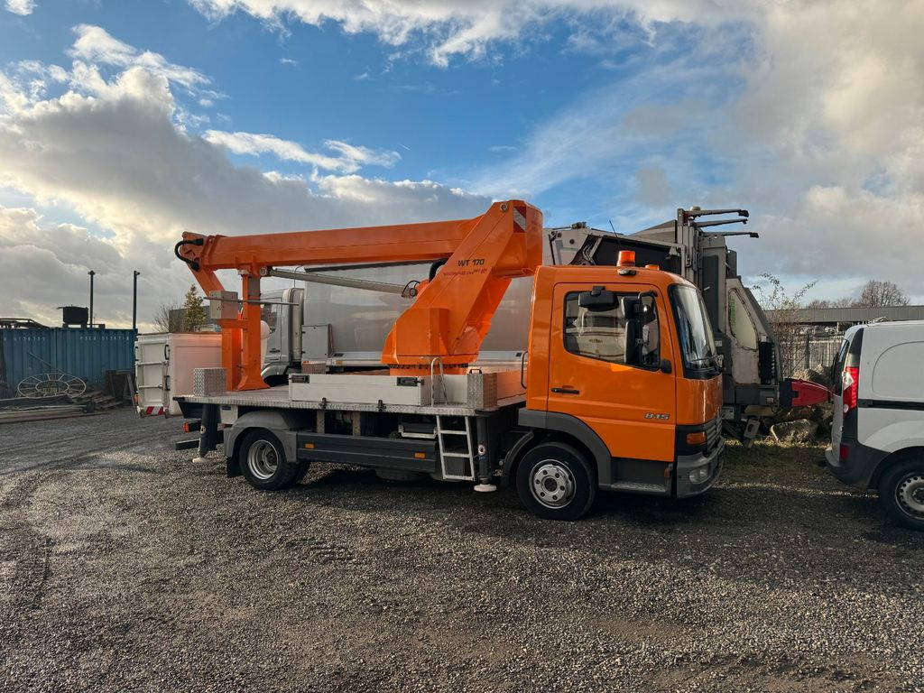 Грузовик с подъемником, Фургон Mercedes-Benz 815 4x2 Hubarbeitsbühne Wumag  170 high 17 m: фото 17