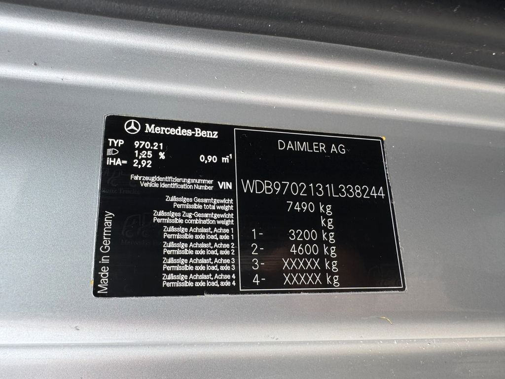 Mercedes-Benz 818 4X2 ROM Toilettenwagen Mercedes-Benz 818 4X2 ROM Toilettenwagen 6 Plätze - Ассенизатор: фото 2 Mercedes-Benz 818 4X2 ROM Toilettenwagen Mercedes-Benz 818 4X2 ROM Toilettenwagen 6 Plätze - Ассенизатор: фото 2