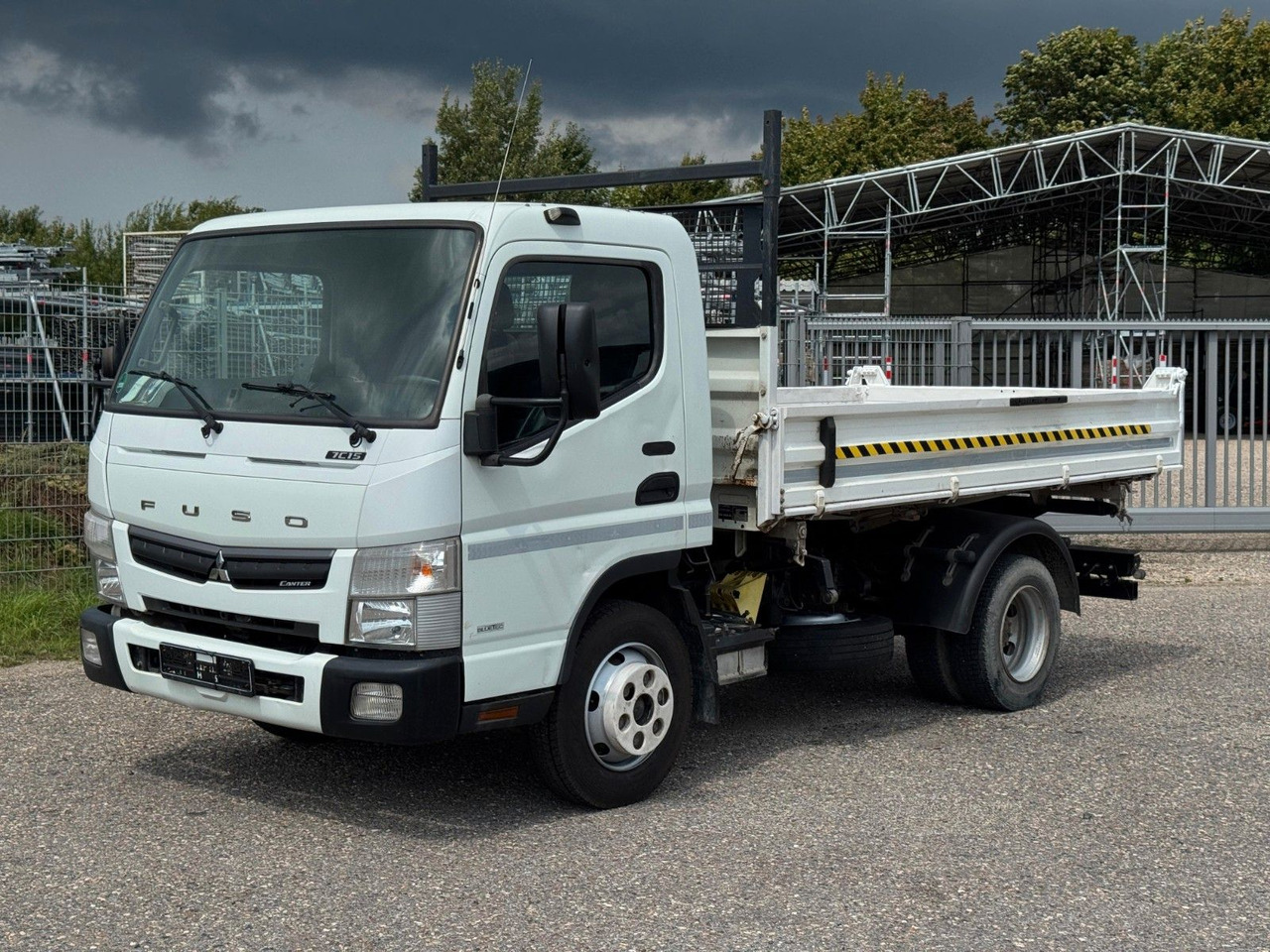 Mitsubishi 7C15 Fuso Canter 4x2 mit Meiller 3S. Kipper - Малотоннажный самосвал: фото 4 Mitsubishi 7C15 Fuso Canter 4x2 mit Meiller 3S. Kipper - Малотоннажный самосвал: фото 4