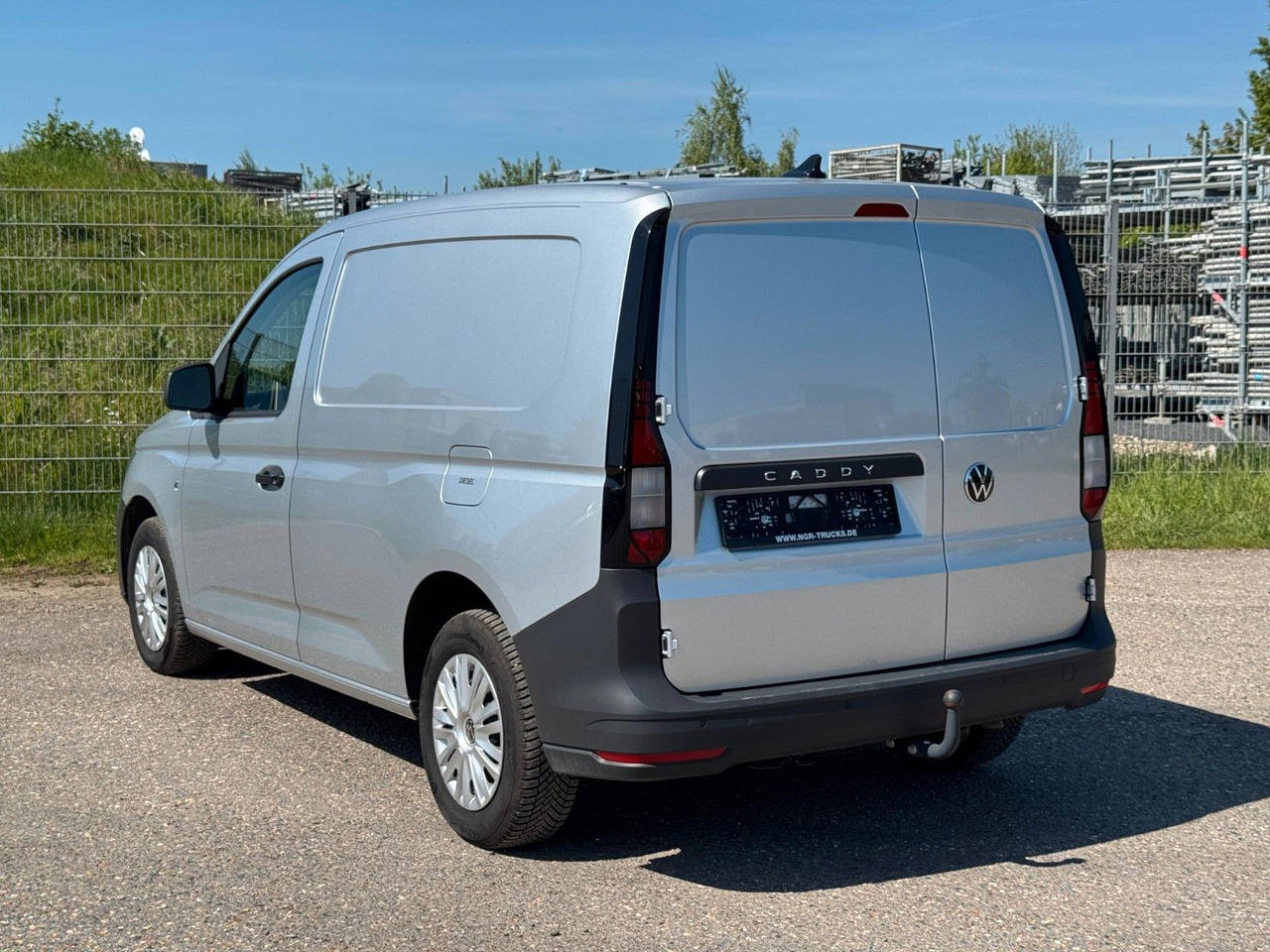 Volkswagen Caddy 4x2 | Klima | AHK | PDC | Spurhalteass. - Пассажирский фургон: фото 3 Volkswagen Caddy 4x2 | Klima | AHK | PDC | Spurhalteass. - Пассажирский фургон: фото 3