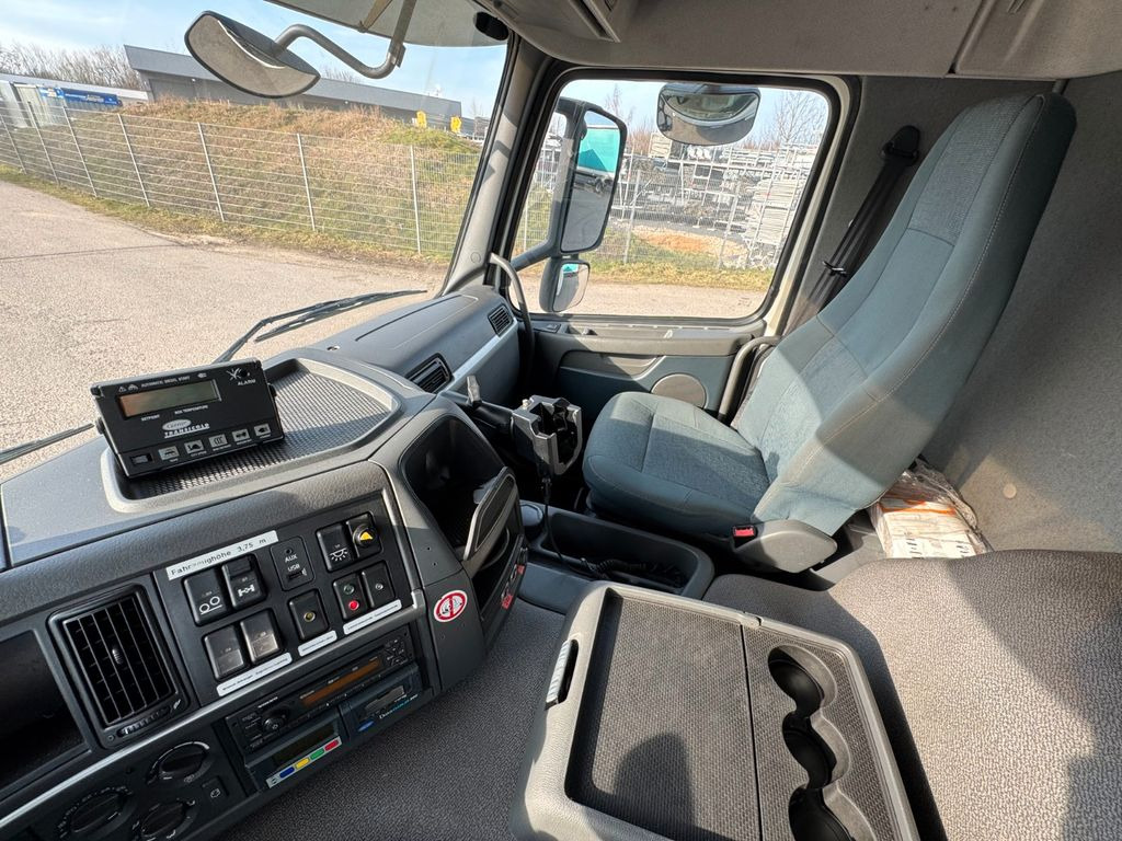 Рефрижератор Volvo FM 410 6X2 Kühlkoffer mit Carrier Diesel & Strom: фото 11 Рефрижератор Volvo FM 410 6X2 Kühlkoffer mit Carrier Diesel & Strom: фото 11