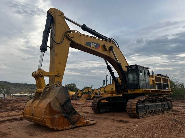 CAT 390DL - Гусеничный экскаватор: фото 1 CAT 390DL - Гусеничный экскаватор: фото 1