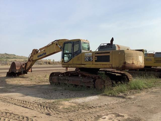 Komatsu PC450-7 - Гусеничный экскаватор: фото 2 Komatsu PC450-7 - Гусеничный экскаватор: фото 2