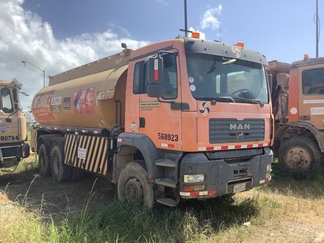 MAN 33.360-V20 - Грузовик-цистерна: фото 4 MAN 33.360-V20 - Грузовик-цистерна: фото 4