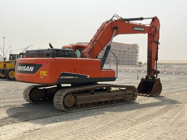 Doosan DX300LC-9C - Гусеничный экскаватор: фото 3 Doosan DX300LC-9C - Гусеничный экскаватор: фото 3