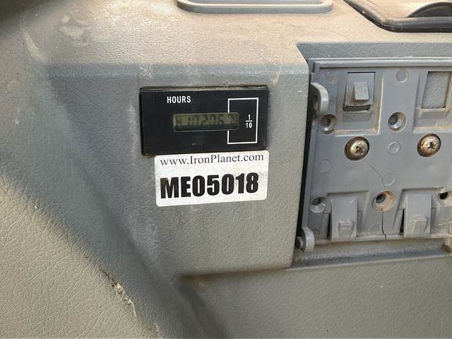 Гусеничный экскаватор Doosan DX520LC: фото 8