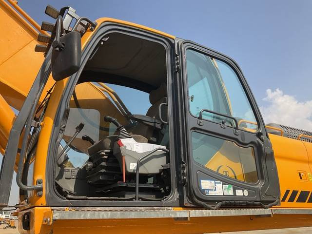 Гусеничный экскаватор Doosan DX520LC: фото 20