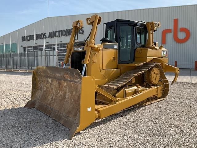 CAT D6T - Бульдозер: фото 1 CAT D6T - Бульдозер: фото 1