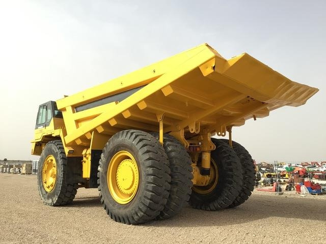 Komatsu HD785-5 - Карьерный самосвал: фото 2 Komatsu HD785-5 - Карьерный самосвал: фото 2