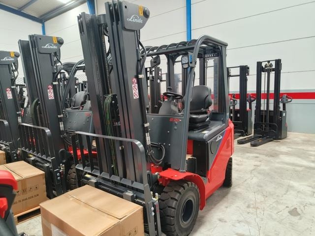 Linde E20 PBHP-01 - Электропогрузчик: фото 2 Linde E20 PBHP-01 - Электропогрузчик: фото 2