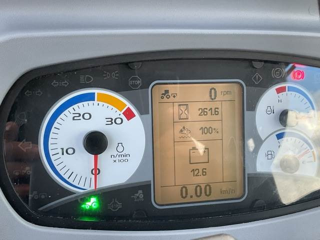 Трактор New Holland T5.100: фото 7