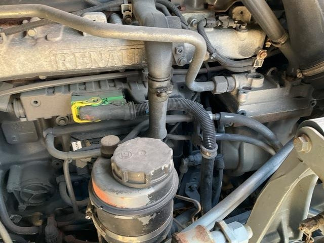 Снегоуборочная машина Renault Kerax 430DXI: фото 18 Снегоуборочная машина Renault Kerax 430DXI: фото 18