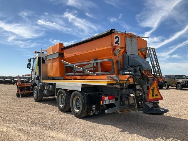 Renault Kerax 430DXI - Снегоуборочная машина: фото 2 Renault Kerax 430DXI - Снегоуборочная машина: фото 2