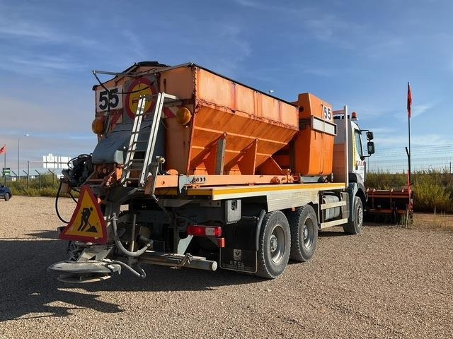 Renault Kerax 430DXI - Снегоуборочная машина: фото 3 Renault Kerax 430DXI - Снегоуборочная машина: фото 3