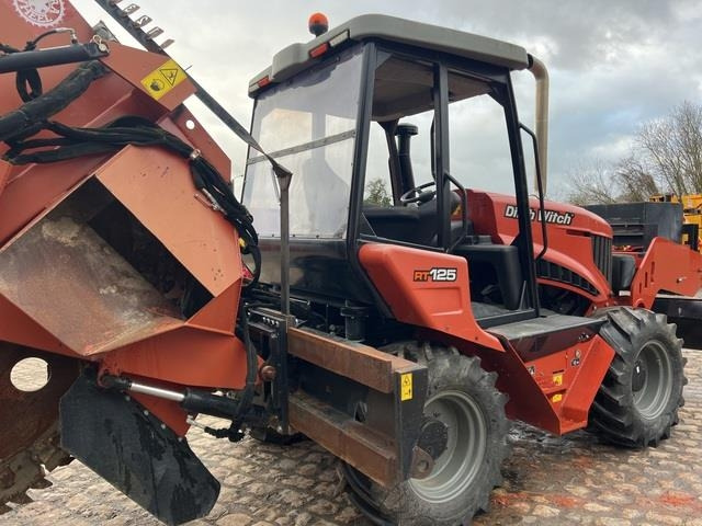 Траншеекопатель Ditch Witch RT125: фото 18 Траншеекопатель Ditch Witch RT125: фото 18