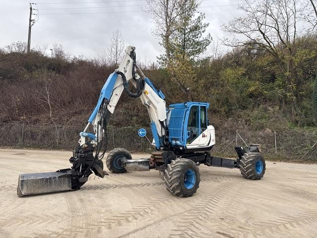 Euromach R1253 - Колёсный экскаватор: фото 2 Euromach R1253 - Колёсный экскаватор: фото 2