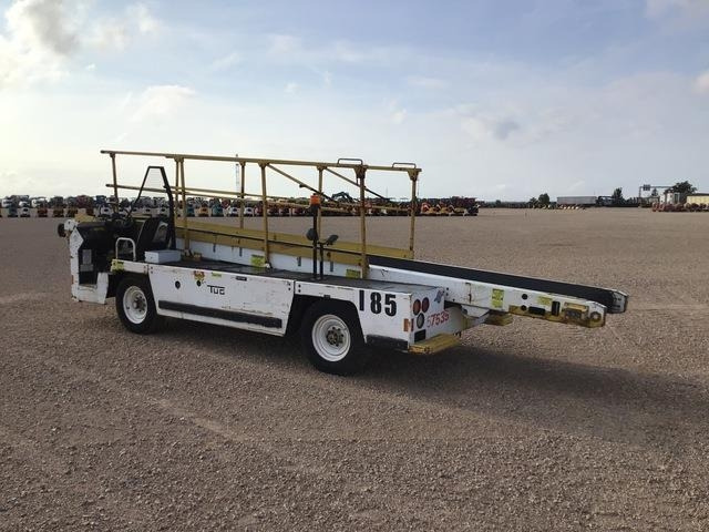 Tug T660-1 - Ленточный погрузчик багажа: фото 2 Tug T660-1 - Ленточный погрузчик багажа: фото 2