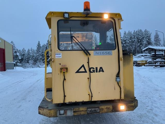 Грузовик с подъемником Giamec 211: фото 7