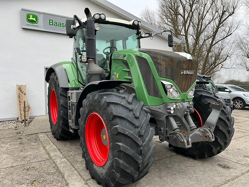 Fendt 824 Vario Profi Plus - Трактор: фото 4 Fendt 824 Vario Profi Plus - Трактор: фото 4