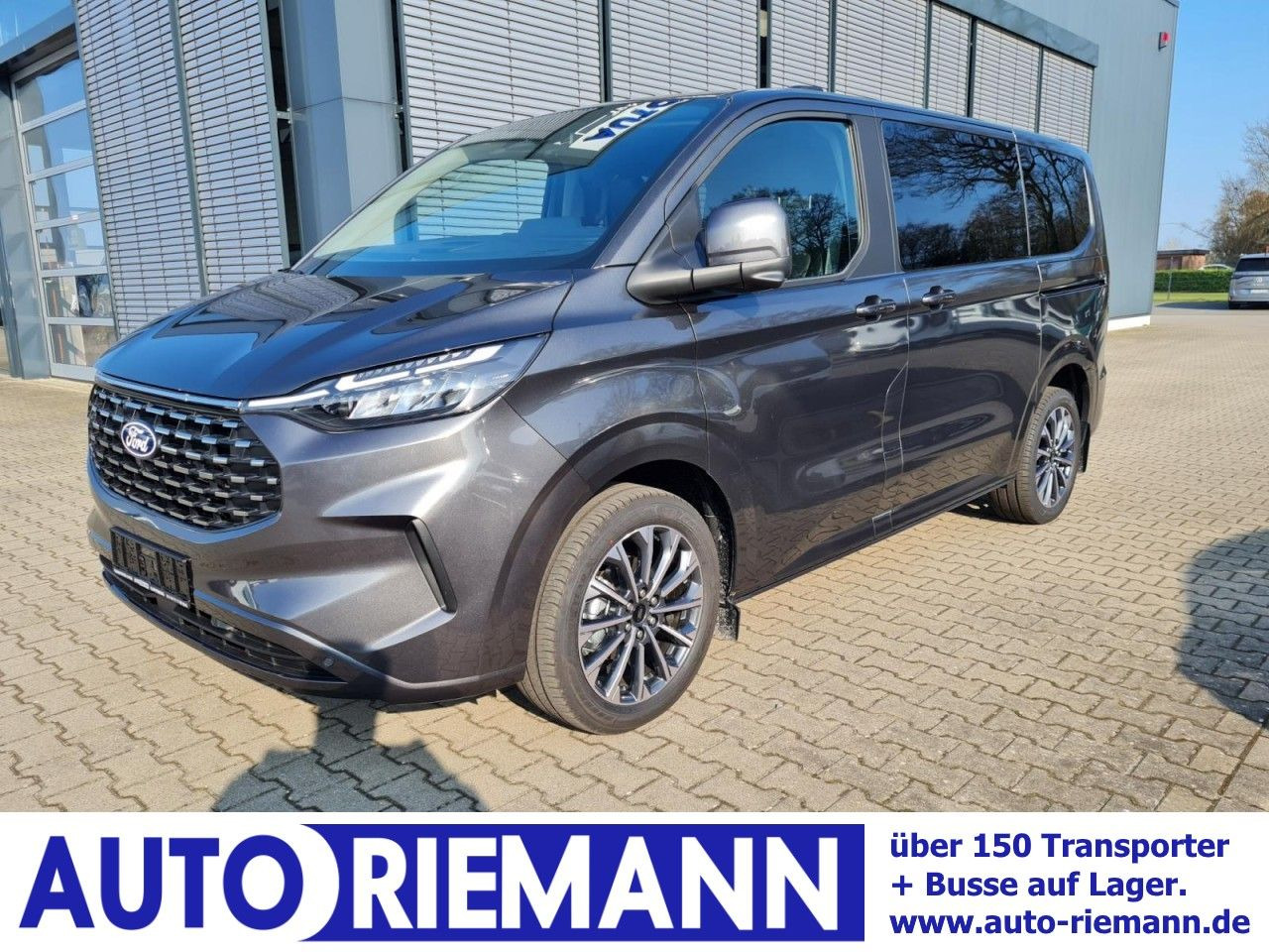 Ford Tourneo Custom 320 Titanium X L1 AHK LED LMF NAV - Пассажирский фургон: фото 1 Ford Tourneo Custom 320 Titanium X L1 AHK LED LMF NAV - Пассажирский фургон: фото 1