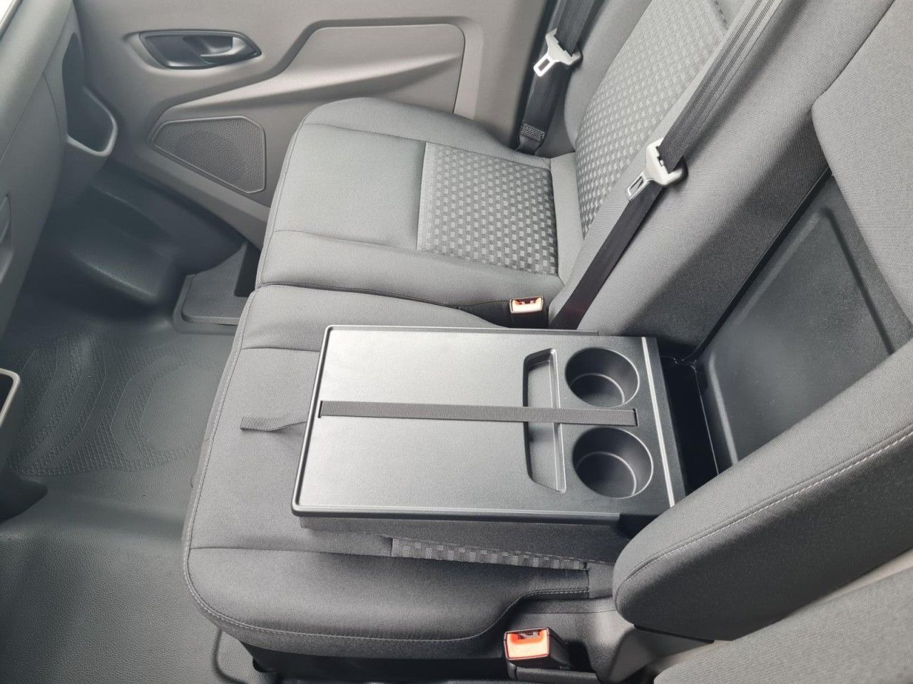 Цельнометаллический фургон Ford Transit 350 Kasten TDCi L3H2 Trend KAMERA AHK: фото 16