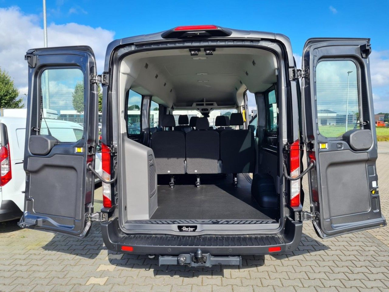 Ford Transit 350 Kombi L3 Trend 8 Sitze KAMERA AHK - Пассажирский фургон: фото 5 Ford Transit 350 Kombi L3 Trend 8 Sitze KAMERA AHK - Пассажирский фургон: фото 5