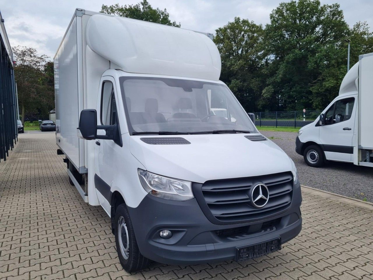 Mercedes-Benz Sprinter 315 CDI Koffer LBW RWD KLIMA TEMPOMAT - Фургон с закрытым кузовом: фото 2 Mercedes-Benz Sprinter 315 CDI Koffer LBW RWD KLIMA TEMPOMAT - Фургон с закрытым кузовом: фото 2