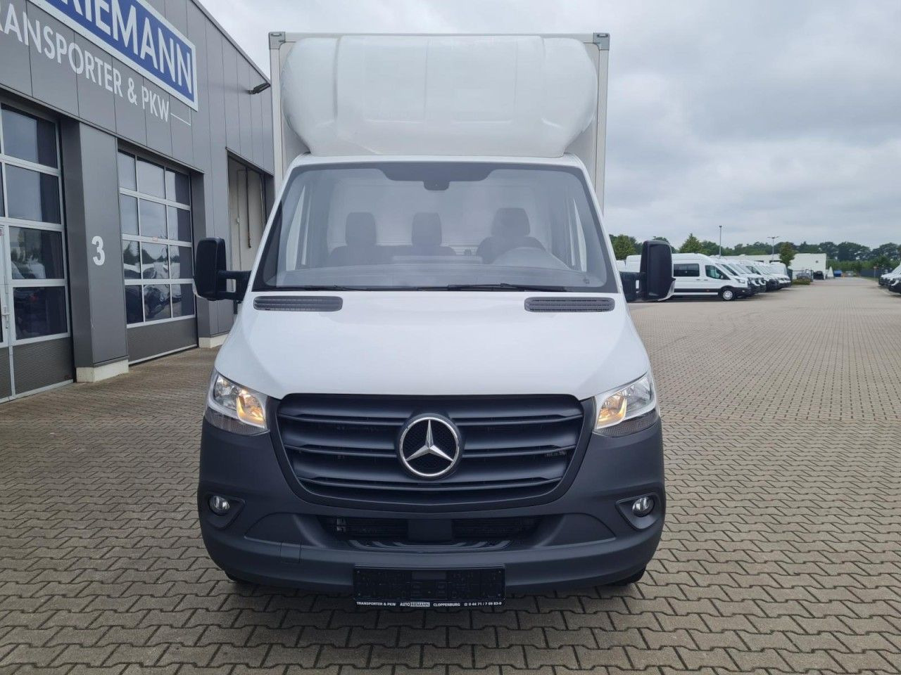 Mercedes-Benz Sprinter 315 CDI Koffer RWD KLIMA TEMPOMAT RWD - Фургон с закрытым кузовом: фото 2 Mercedes-Benz Sprinter 315 CDI Koffer RWD KLIMA TEMPOMAT RWD - Фургон с закрытым кузовом: фото 2