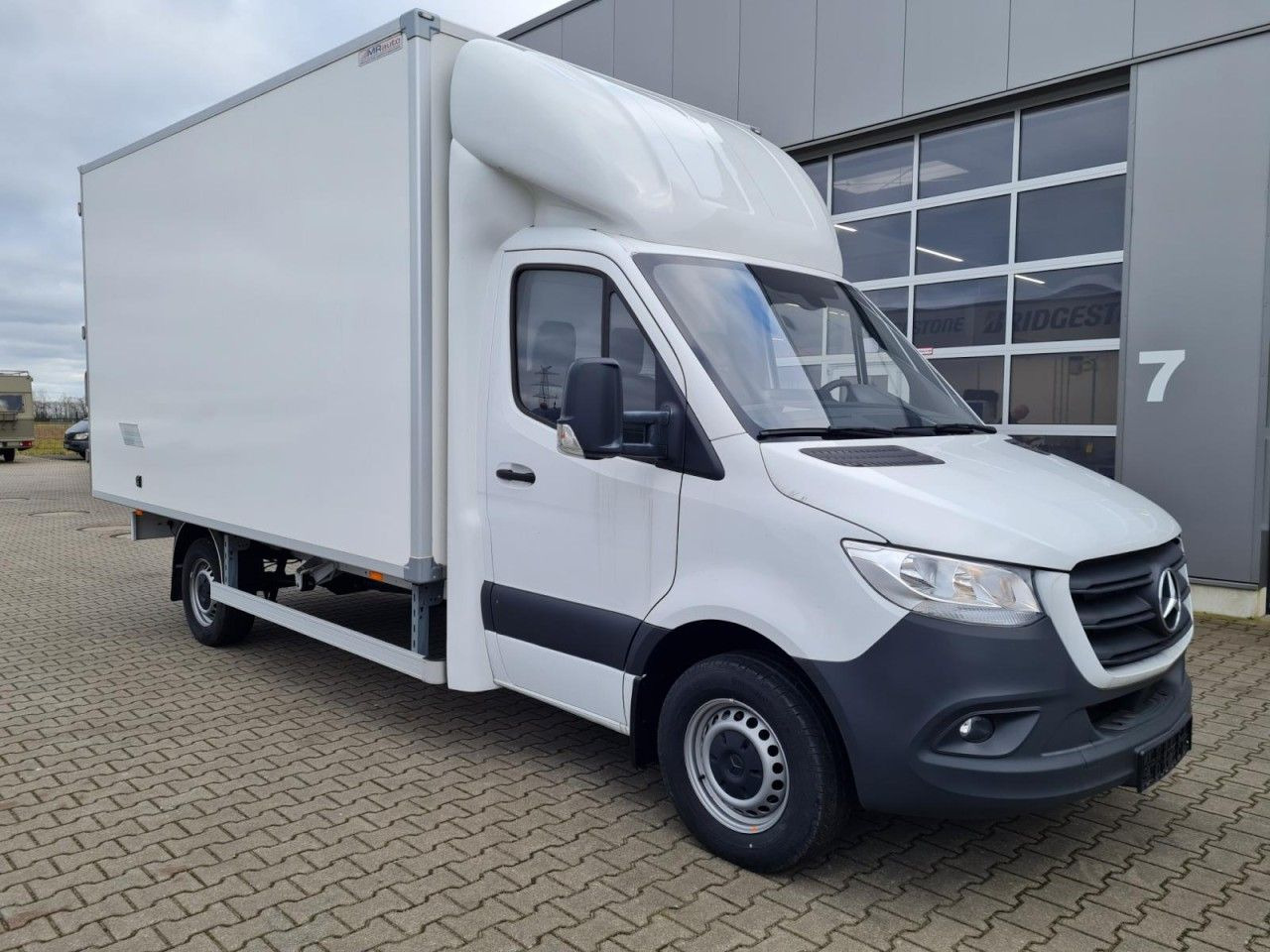 Mercedes-Benz Sprinter 315 CDi Koffer lang MBux Klima - Фургон с закрытым кузовом: фото 3 Mercedes-Benz Sprinter 315 CDi Koffer lang MBux Klima - Фургон с закрытым кузовом: фото 3