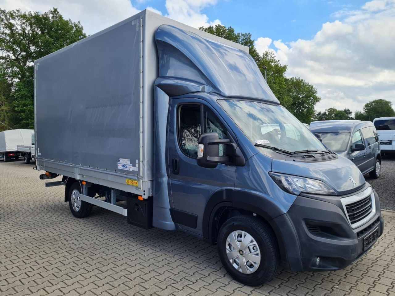 Peugeot Boxer Pritsche Schiebe Plane 2.2 HDi LBW - Тентованный фургон: фото 3 Peugeot Boxer Pritsche Schiebe Plane 2.2 HDi LBW - Тентованный фургон: фото 3