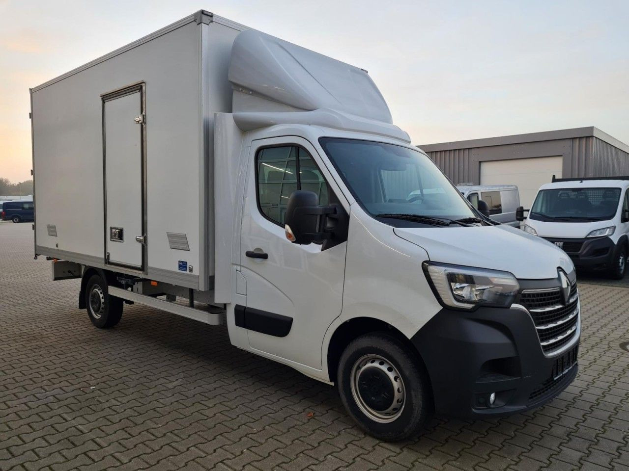 Renault Master 3.5t Möbel Koffer KLIMA LUFTFEDERUNG TEMP - Фургон с закрытым кузовом: фото 3 Renault Master 3.5t Möbel Koffer KLIMA LUFTFEDERUNG TEMP - Фургон с закрытым кузовом: фото 3