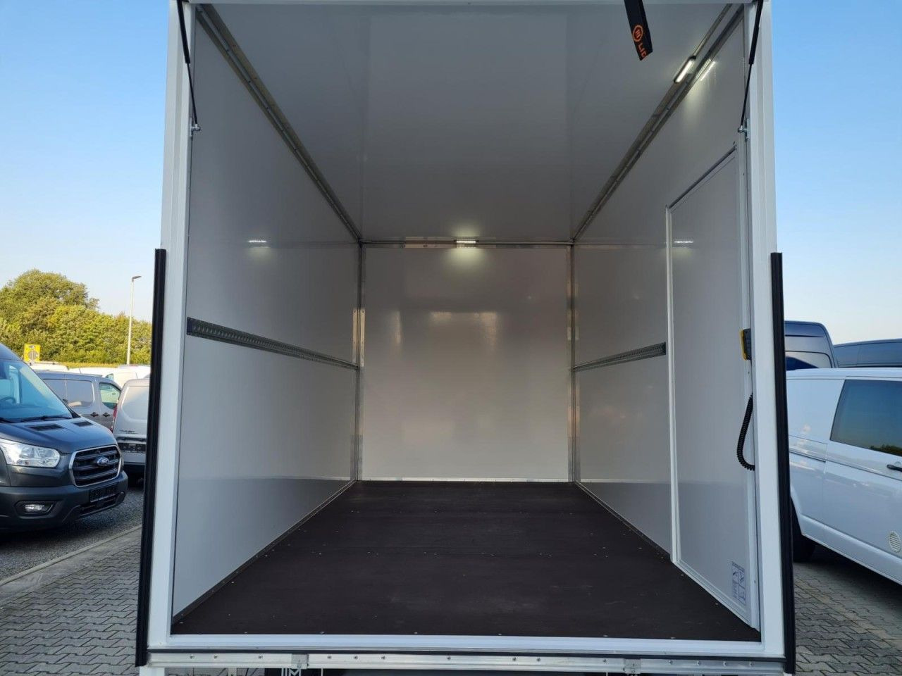 Фургон с закрытым кузовом Renault Master 3.5t Möbel Koffer LBW KLIMA KOMFORT TEMPO: фото 6