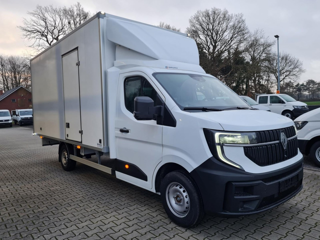 Renault Master 35 Möbel Koffer KLIMA Automatik 10 Pal. - Фургон с закрытым кузовом: фото 3 Renault Master 35 Möbel Koffer KLIMA Automatik 10 Pal. - Фургон с закрытым кузовом: фото 3