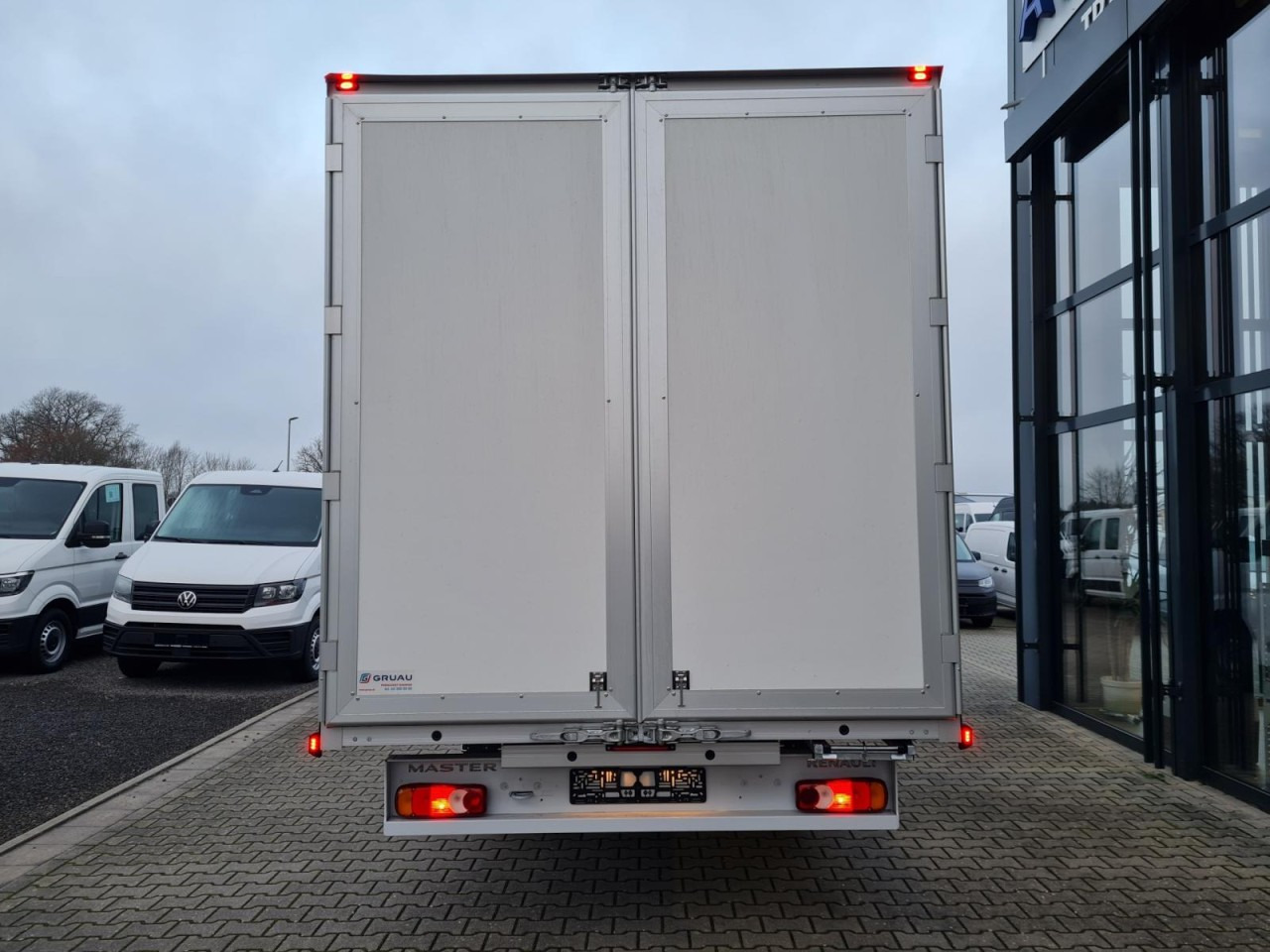 Renault Master 35 Möbel Koffer KLIMA Automatik 10 Pal. - Фургон с закрытым кузовом: фото 5 Renault Master 35 Möbel Koffer KLIMA Automatik 10 Pal. - Фургон с закрытым кузовом: фото 5