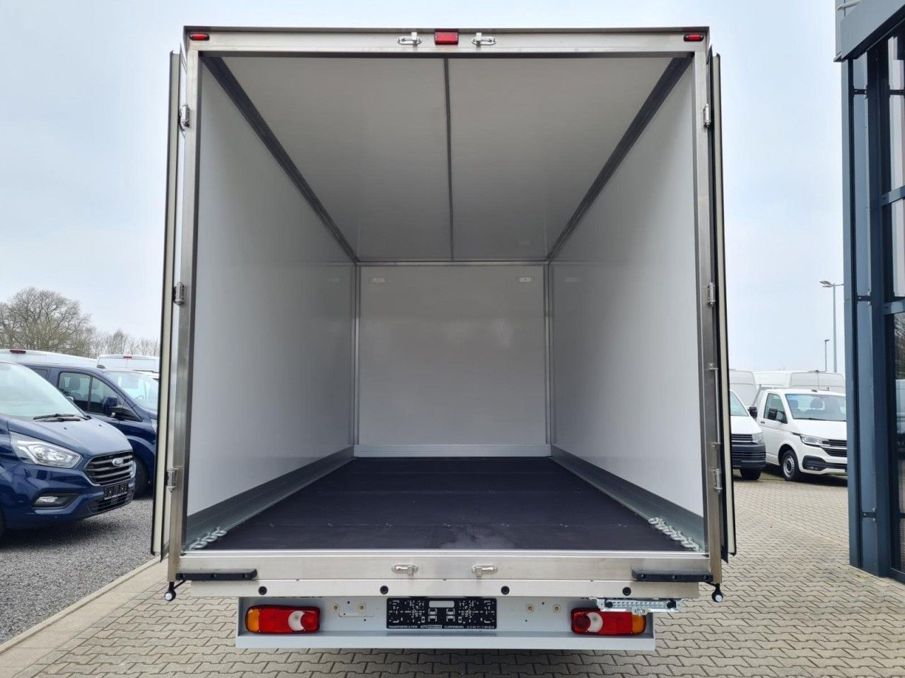 Renault Master 35 New Möbel Koffer KLIMA Tempom LF 4,80m - Фургон с закрытым кузовом: фото 5 Renault Master 35 New Möbel Koffer KLIMA Tempom LF 4,80m - Фургон с закрытым кузовом: фото 5